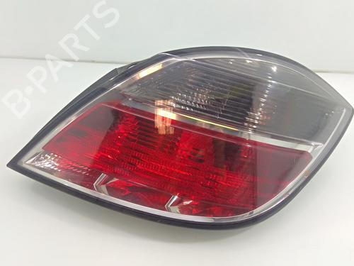 Højre baglygte OPEL ASTRA H (A04) [2004-2014]  19449927