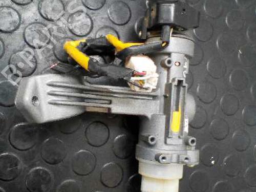 Front left lock HYUNDAI TUCSON (JM) 2.0 All-wheel Drive | BP5842262C98 