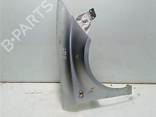 Used Right front fenders Right front fenders 38520779 38520779