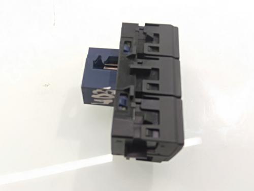 Switch PEUGEOT 508 SW I (8E_) 2.0 HDi RXH Hybrid4 | BP19111730I30 