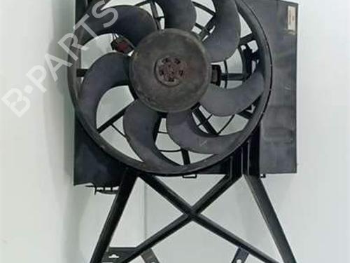 Used Radiator fan Radiator fan 38522052 38522052