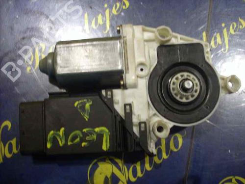 Used Right front window motor SEAT LEON (1M1) [1999-2006]  5305131