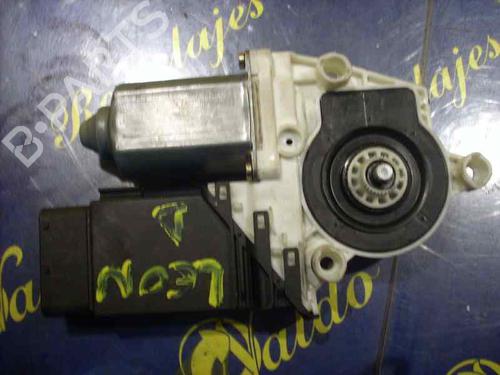 Elevalunas delantero derecho SEAT LEON (1M1) [1999-2006]  5305131