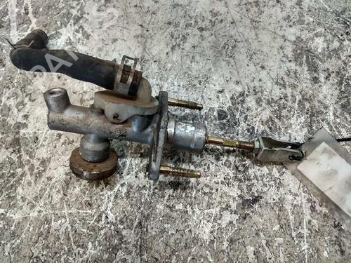 Used Clutch slave cylinder NISSAN PRIMERA (P11) [1996-2001]  14215296