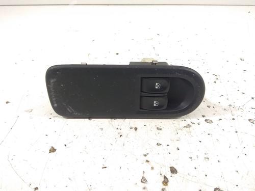 Used Left front window switch Left front window switch RENAULT CLIO III (BR0/1, CR0/1) [2005-2014] 8802841 8802841