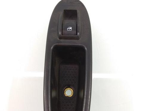 Used Right rear window switch Right rear window switch 9818795 9818795