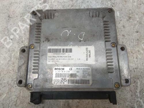 Used Engine control unit (ECU) PEUGEOT 206 Hatchback (2A/C) 2.0 HDI 90 (90 hp) 5307300