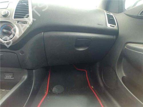 Used Glove box Glove box 38518982 38518982