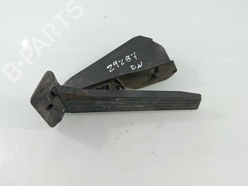 Pedal BMW 1 (F21) [2011-2019]  31098067