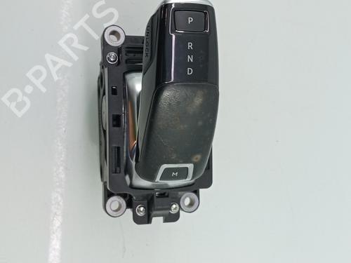 Used Gear lever PEUGEOT 3008 II SUV (MC_, MR_, MJ_, M4_) 1.5 BlueHDi 130 (131 hp) 24635611