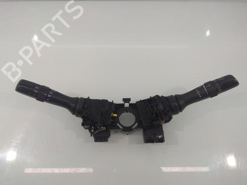 Used Headlight switch TOYOTA COROLLA Verso (ZER_, ZZE12_, R1_) 2.0 D-4D (CUR10_, CUR10R) (116 hp) 13529749