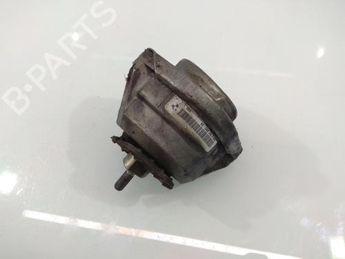 Used Engine mount BMW 5 Touring (E61) [2004-2010]  13539493