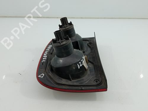 Right taillight LAND ROVER FREELANDER I (L314) 2.0 DI 4x4 | BP28209274C35 