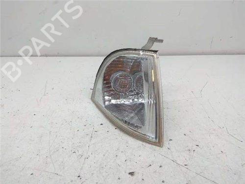 Used Right side indicator Right side indicator 10274557 10274557