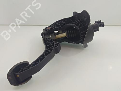 Clutch pedal PEUGEOT 3008 II SUV (MC_, MR_, MJ_, M4_) 1.2 THP/ PureTech 130 (MRHNSM, MRHNSU, MRHNSJ, MRHNYW,... | BP19139266I13 