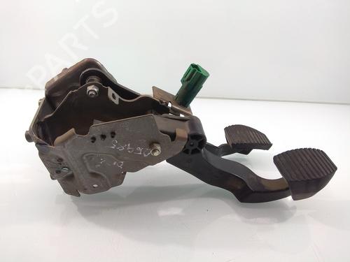 Clutch pedal PEUGEOT 208 I (CA_, CC_)  | BP13531161I13 