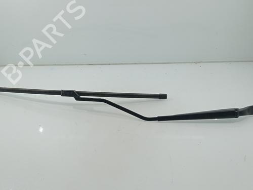 Used Front windshield wiper arm RENAULT CAPTUR II (HF_) [2020-2025]  31144083