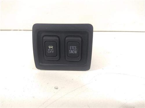 switch-lexus-is-c-gse2_-250-15a895-mando-esp-2009-10274612 main image
