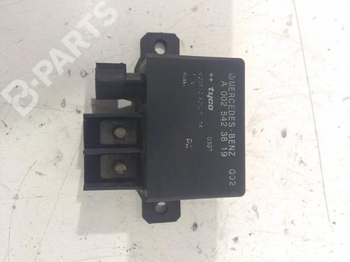 Used Electronic module Electronic module MERCEDES-BENZ E-CLASS (W211) E 270 CDI (211.016) (177 hp) 10274647 10274647