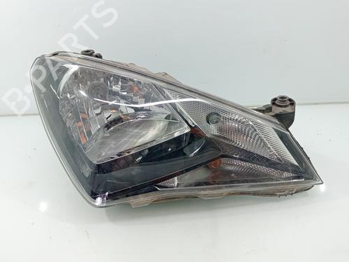 Højre forlygte SEAT Mii (KF1, KE1) electric (83 hp) 29331930