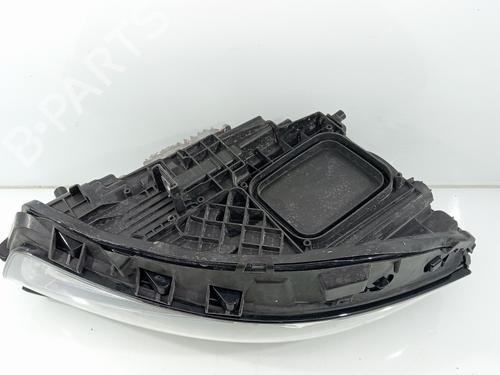 Right headlight MERCEDES-BENZ A-CLASS Saloon (V177) A 200 (177.187) | BP30440200C29