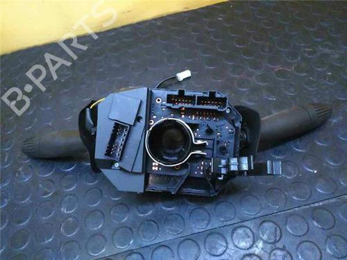 Used Headlight switch Headlight switch FIAT BRAVO II (198_) 1.4 16V (198AXS1B) (140 hp) 5306771 5306771