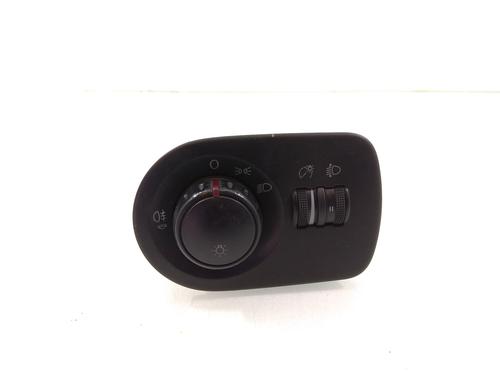 Headlight switch SEAT LEON (1P1)  | BP13528637I24 