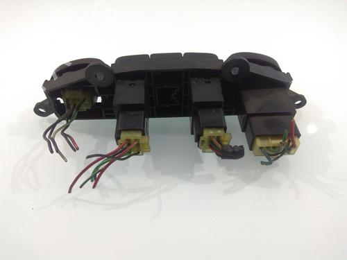 Warning switch HYUNDAI H-1 / STAREX Bus (A1) 2.5 TCi | BP10274682I22 