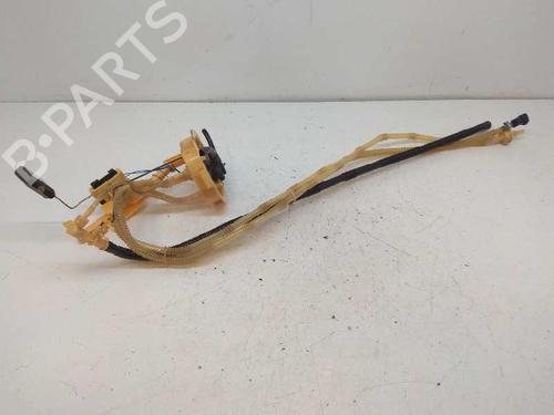 Used Fuel pump BMW 1 (E87) 120 d (177 hp) 5309178