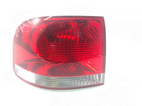 Used Left taillight VW TOUAREG (7LA, 7L6, 7L7) [2002-2013]  16975472