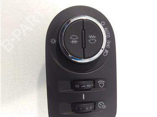 headlight-switch-opel-corsa-e-x15-13470446-conmutador-2014-13528654 main image