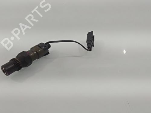 Used Injector FORD MONDEO III (B5Y) 1.8 16V (110 hp) 16467075