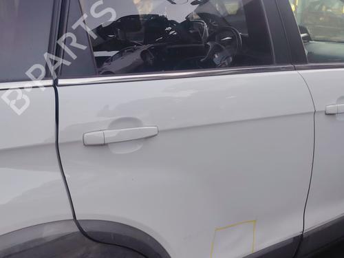 Used Right rear door CHEVROLET CAPTIVA (C100, C140) [2006-2026]  31331199