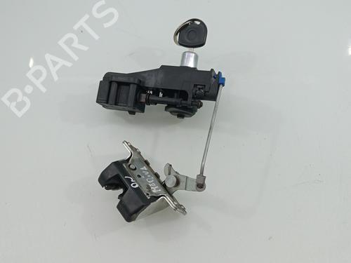 Used Tailgate lock OPEL MERIVA A MPV (X03) [2003-2010]  26700570