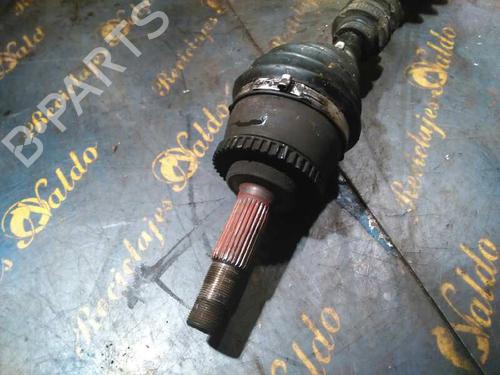 Used Left front driveshaft NISSAN PRIMERA (P12) [2002-2025]  5301564