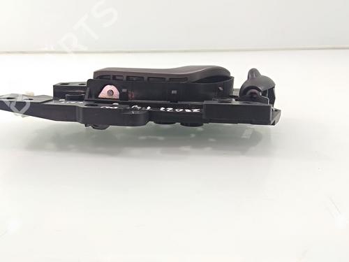 Rear left interior door handle HONDA CIVIC VIII Hatchback (FN, FK)  | BP17076816I15 