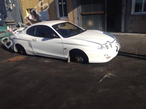 Left headlight HYUNDAI COUPE I (RD)  | BP13529789C28 