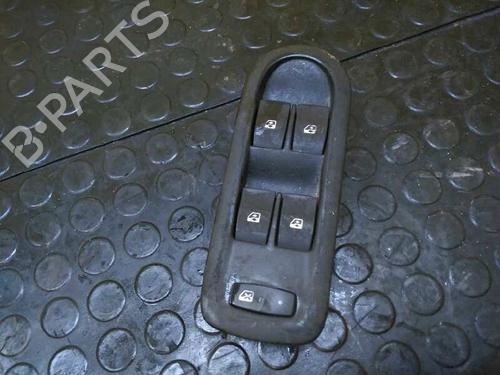 Used Left front window switch RENAULT MEGANE II (BM0/1_, CM0/1_) [2001-2012]  25849481