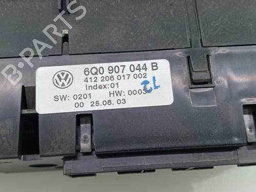 Climate control VW POLO CLASSIC (86C, 80)  | BP29396172I5 