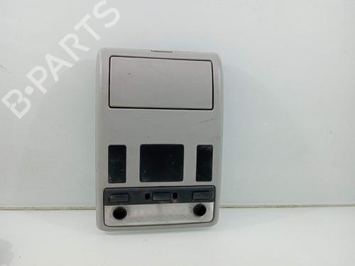 Luz interior Luz interior 39611768 39611768