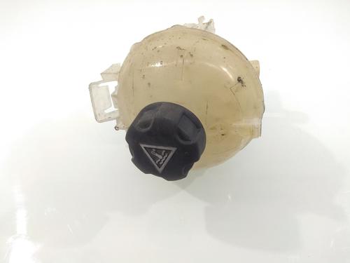 Used Expansion tank PEUGEOT 3008 II SUV (MC_, MR_, MJ_, M4_) 1.2 THP/ PureTech 130 (MRHNSM, MRHNSU, MRHNSJ, MRHNYW,... (131 hp) 9854793