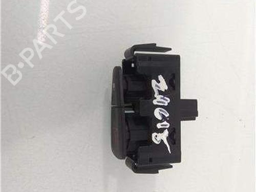 Warning switch RENAULT MEGANE IV Saloon 1.5 dCi 110 | BP13528481I22 - Image 3