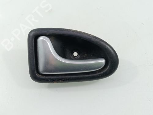 Used Front left interior door handle RENAULT SCÉNIC I MPV (JA0/1_, FA0_) [1999-2010]  30975193