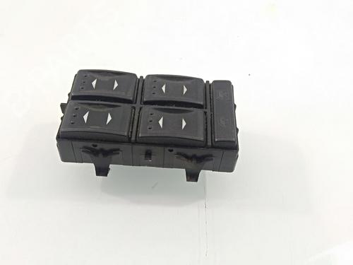 Used Left front window switch FORD MONDEO III (B5Y) [2000-2007]  16823108