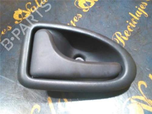 Used Front left interior door handle Front left interior door handle 38524088 38524088
