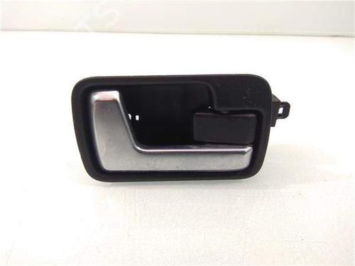 Used Front right interior door handle Front right interior door handle 11413967 11413967