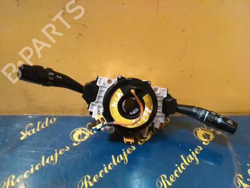 Used Headlight switch KIA SPORTAGE II (JE_, KM_) 2.0 CRDi 4WD (140 hp) 5288965