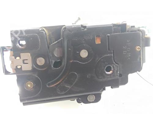 Front right lock VW TOUAREG (7LA, 7L6, 7L7) 2.5 R5 TDI | BP18100658C97 