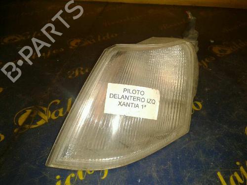 Used Left front indicator CITROËN XANTIA (X1_, X2_) 1.9 Turbo D (90 hp) 5297951