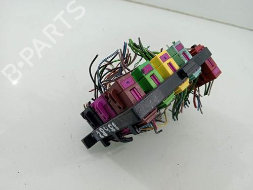 Fuse box VW TRANSPORTER T5 Van (7HA, 7HH, 7EA, 7EH) 1.9 TDI | BP40150601E1 - Image 4